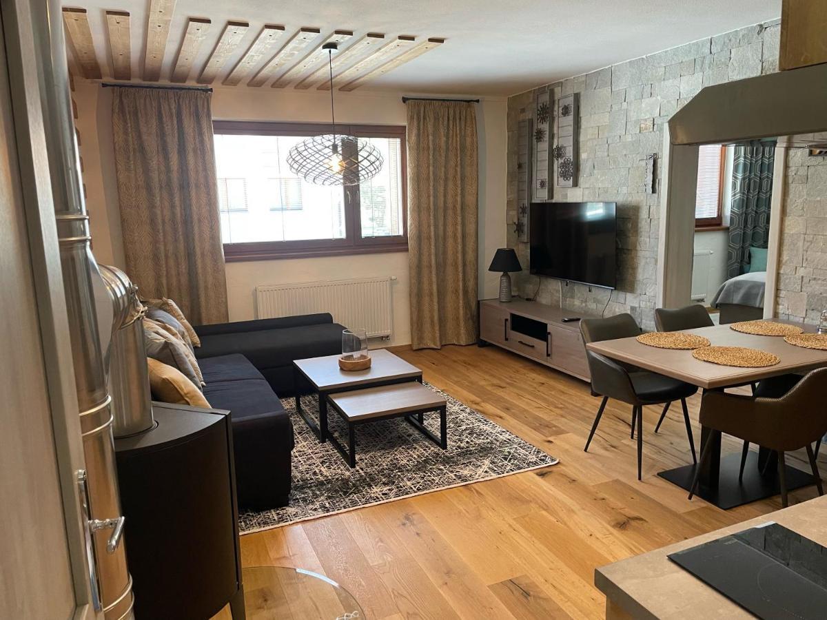 Apartman Stella Mýto pod Ďumbierom Dış mekan fotoğraf